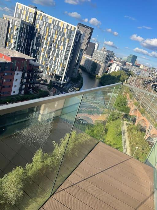 City Centre Penthouse Canal Views Manchester Exterior photo